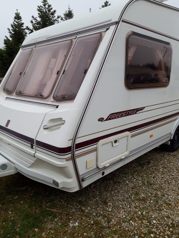 Abbey  Freestyle 470 SE Caravan Photo