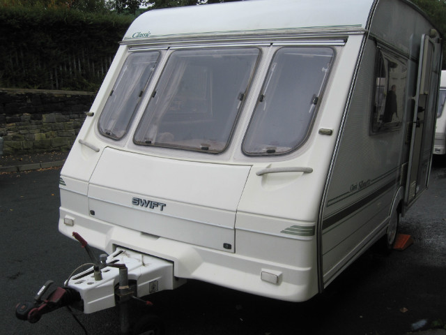 Swift Classic Silouette Caravan Photo