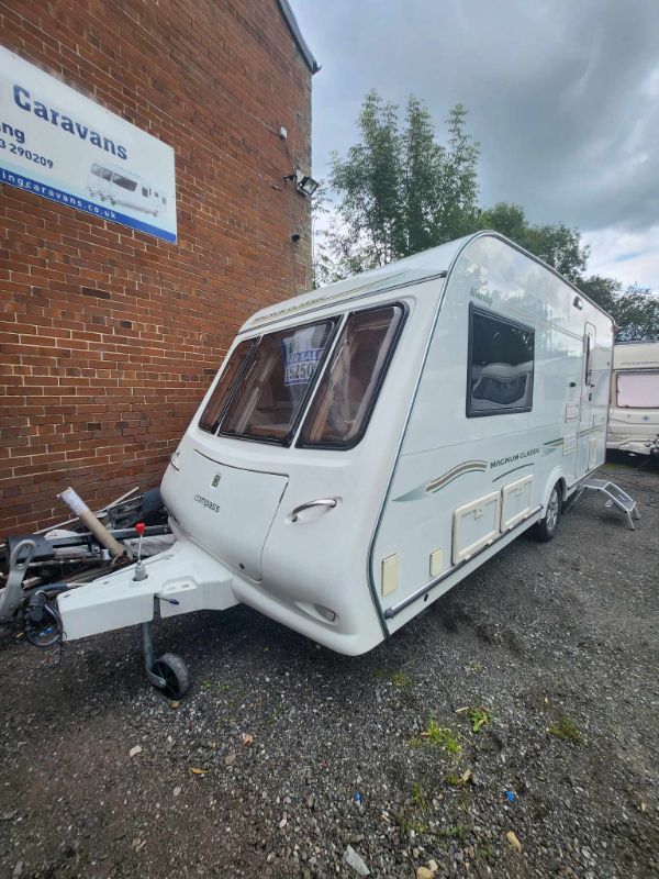 compass mendip 482 Caravan Photo