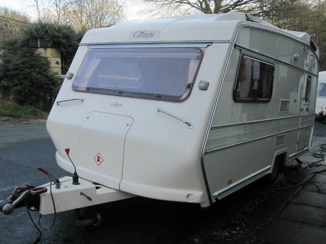 Carlight Commander 152ek Caravan Photo