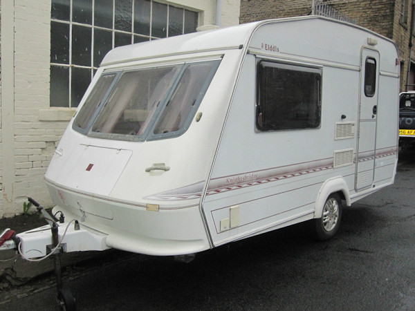 Elddis Knightsbridge 380 Caravan Photo