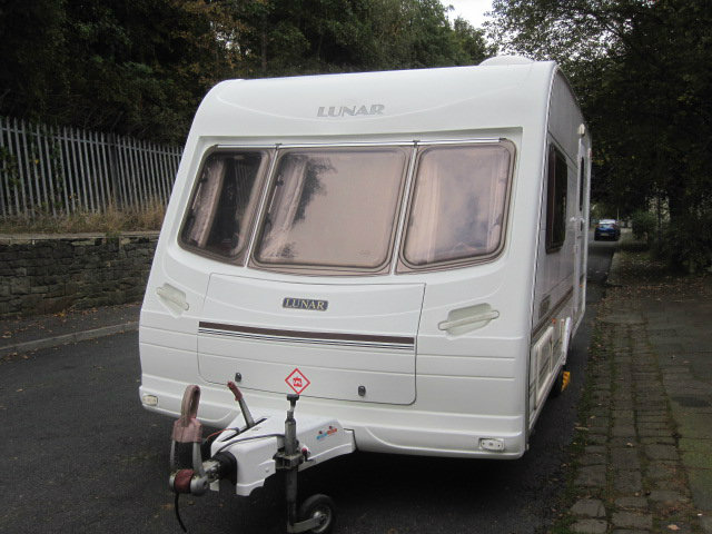 Lunar Clubman 475/2ck Caravan Photo