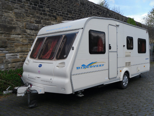 Bailey Discovery 400 Caravan Photo