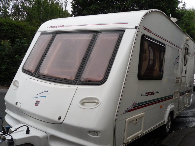 Compass Corona 482 Caravan Photo