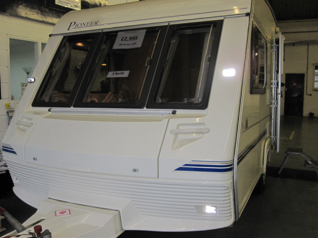 ABI Pioneer 380/2 Caravan Photo