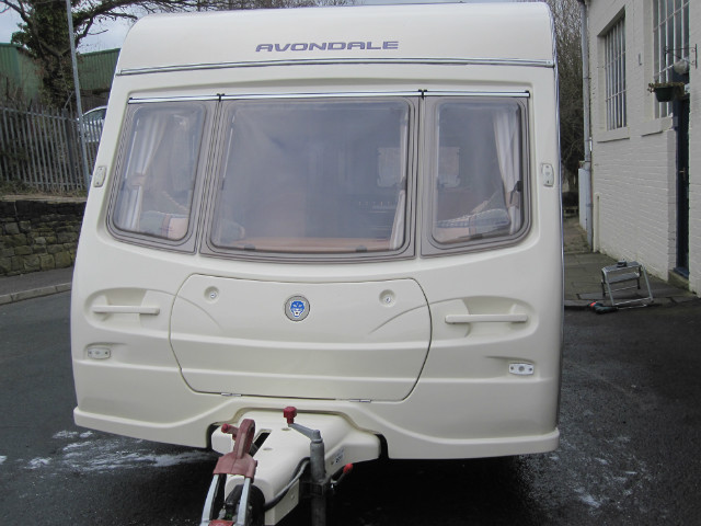 AVONDALE DART 380/2 Caravan Photo