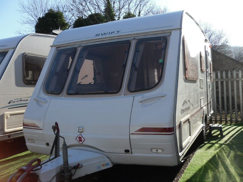 Swift Charisma 545 Caravan Photo