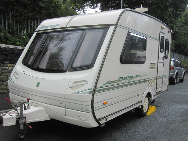 Abbey GTS Vogue 212 Caravan Photo