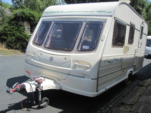 Avondale Arrow 325 Caravan Photo