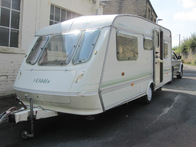 Elddis Cyclone XL Caravan Photo